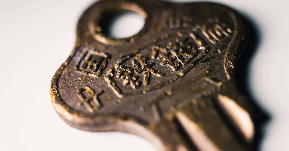locksmith service technician — Vault Locksmiths