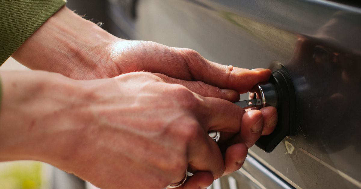 key maker professional — Vault Locksmiths