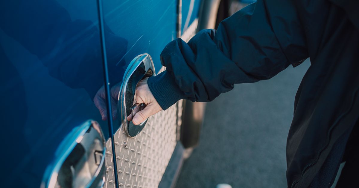 Emergency Locksmith Response and Same-Day Deadbolt Work — Vault Locksmiths